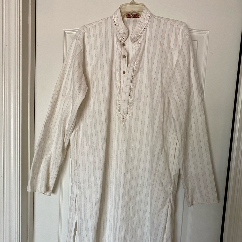 Mens Beige/ white cotton kurta Dress Suit Size L